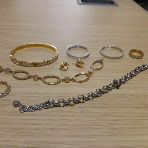 APPROXIMATELY 50 ASSORTED STEEL BY DIAMONIQUE JEWELLERY PRODUCTS TO INCLUDE; 