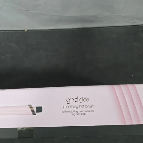GHD GLIDE SMOOTHING HOT BRUSH – PINK, WITH HEAT-RESISTANT BAG & MAT (BOXED)