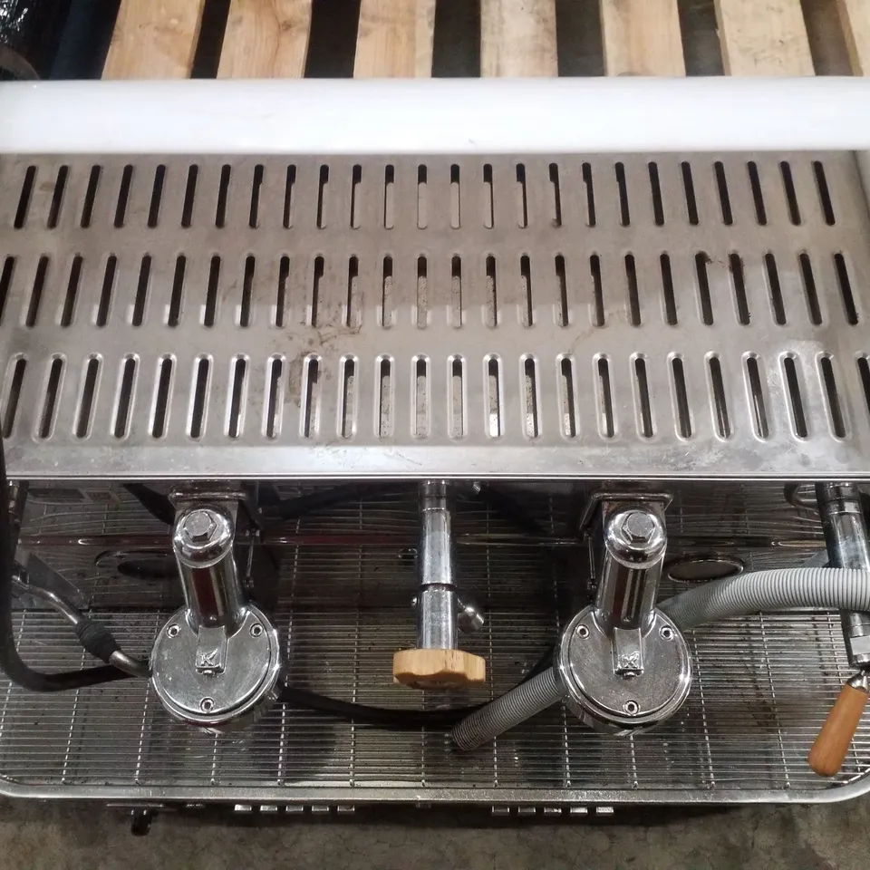 ELEKTRA BARLUME 2-GROUP COFFEE MACHINE