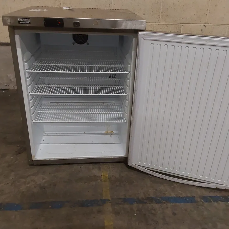 BLIZZARD BZ-UCR140 COMMERCIAL UNDER COUNTER FRIDGE 
