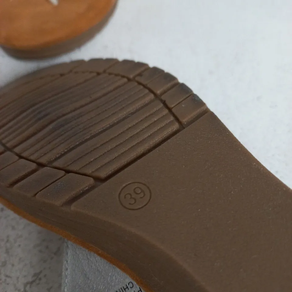 DUNLOP SILVER WEDGE SANDALS – UK 6 (EU 39) WITH BOX