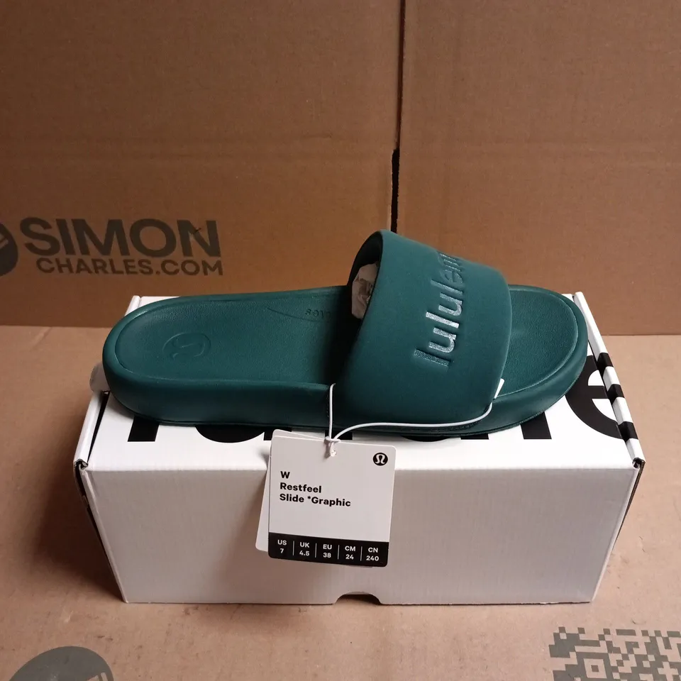 BOXED PAIR OF LULULEMON ATHLETICA MEN'S RESTFEEL SLIDES - 4.5