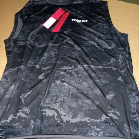 REPRESENT TEAM 247 OVERSIZED TANK - CAMO - LARGE