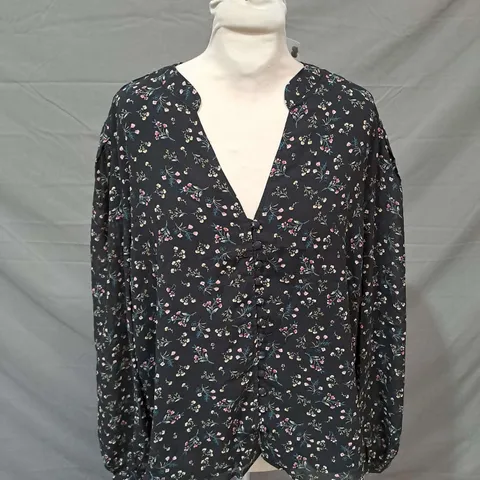 APRICOT DITSY FLORAL SHIRT IN BLACK SIZE 18