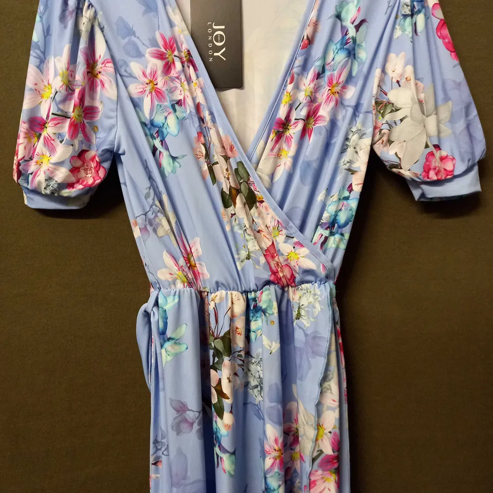 JESSICA JOY SHORT SLEEVE WRAP FLORAL DESIGN DRESS IN PURPLE/BLUE - SIZE 12