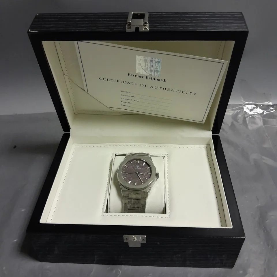 MENS BERNARD REINHARDT AUTOMATIC JAPAN MOVEMENT WATCH WITH METEORITE DESIGN DIAL, STAINLESS STEEL CASE AND STRAP IN GIFT BOX INCLUDED