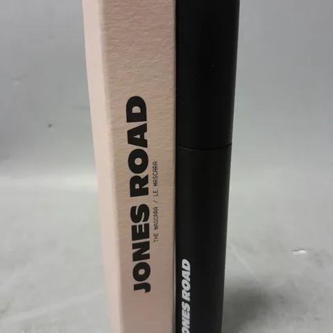 BOXED JONES ROAD THE MASCARA 14.7G #PITCH BLACK 