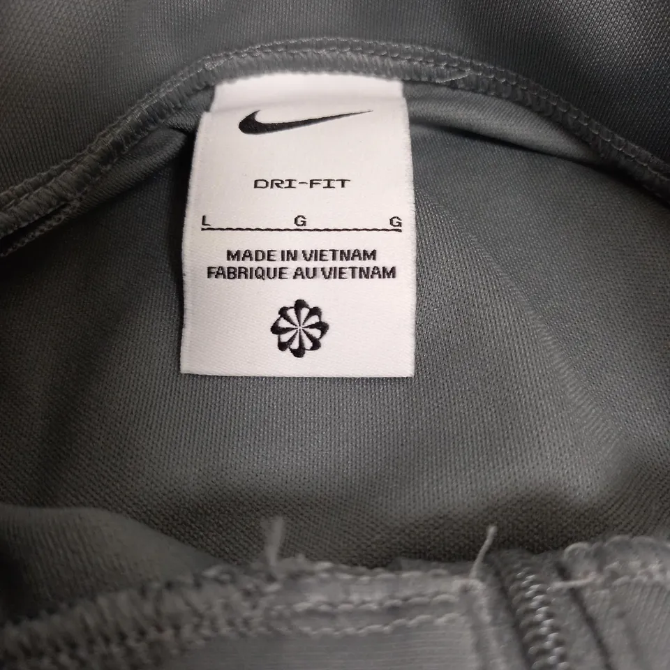 GREY NIKE MIDWARMER WITH 1/4 ZIP - LARGE 