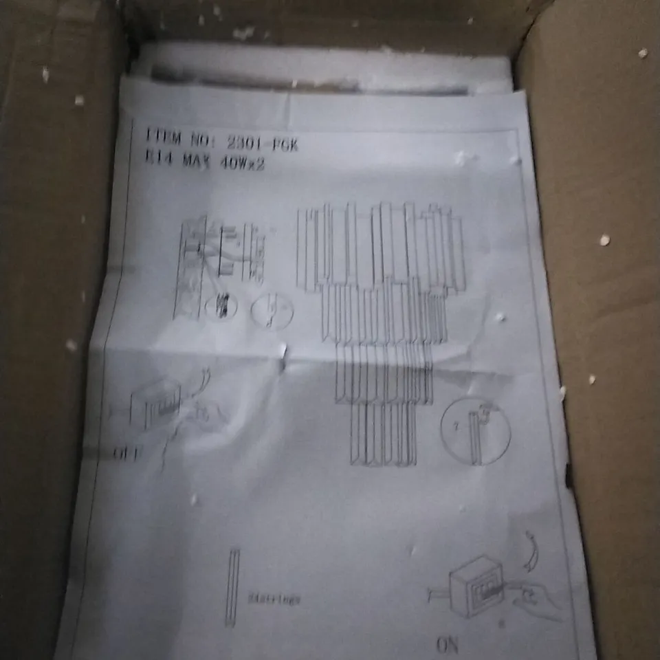 BOXED SMALL CHANDELIER