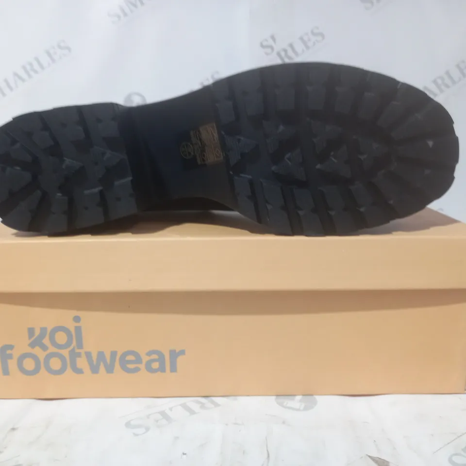BRAND NEW BOXED PAIR OF KOI VEGAN LEATHER MURA DOUBLE STRAP SHOES IN BLACK UK SIZE 8