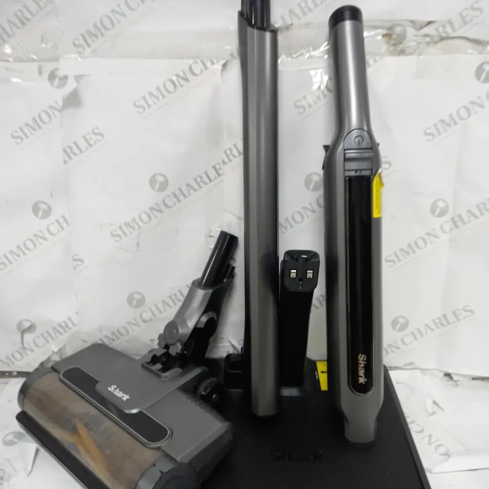 SHARK WANDVAC 2-IN-1 LIGHTWEIGHT CORDLESS HANDHELD VACUUM CLEANER