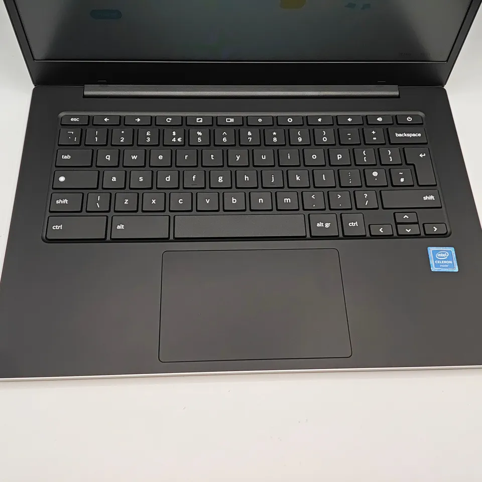 BOXED SAMSUNG GALAXY CHROMEBOOK GO INTEL CELERON LAPTOP IN SILVER - XE340XDA
