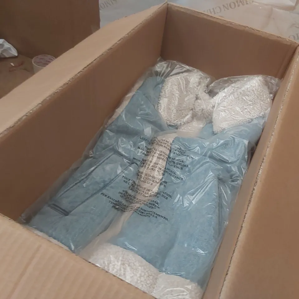 BOX CONTAINING APPROXIMATELY 4x BRAND NEW SIMPLY BE LIGHT WASH DENIM GILETS - SIZE 18