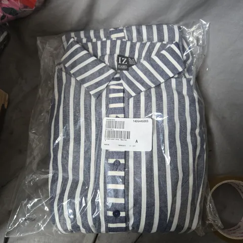 BOX OF APPROXIMATELY 30 ITEMS OF CLOTHING INCLUDING: IZABEL LONDON DRESS, MIRACLE SUIT AND FINERY LONDON FLORAL DRESS