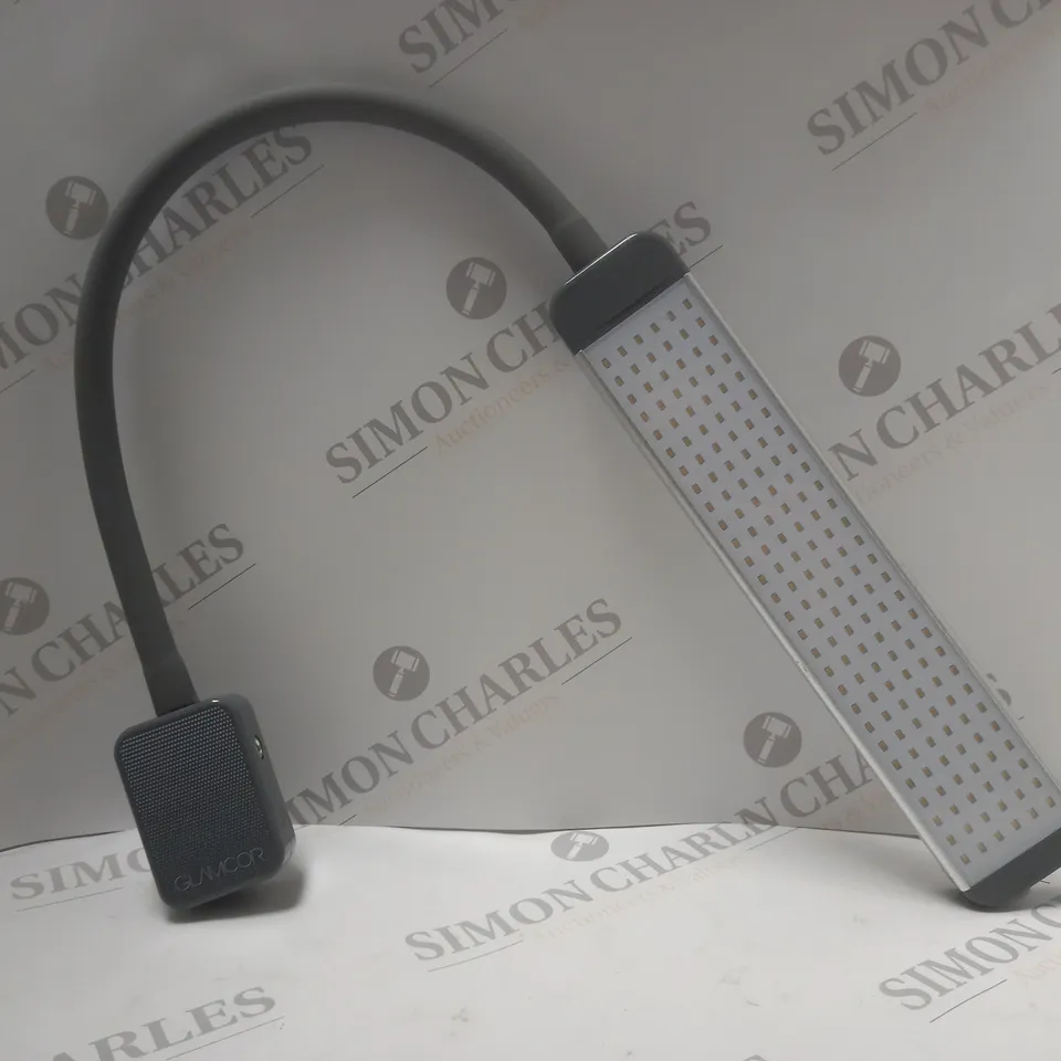 GLAMCOR PROFESSIONAL REVEAL PRO PORTABLE LED 
