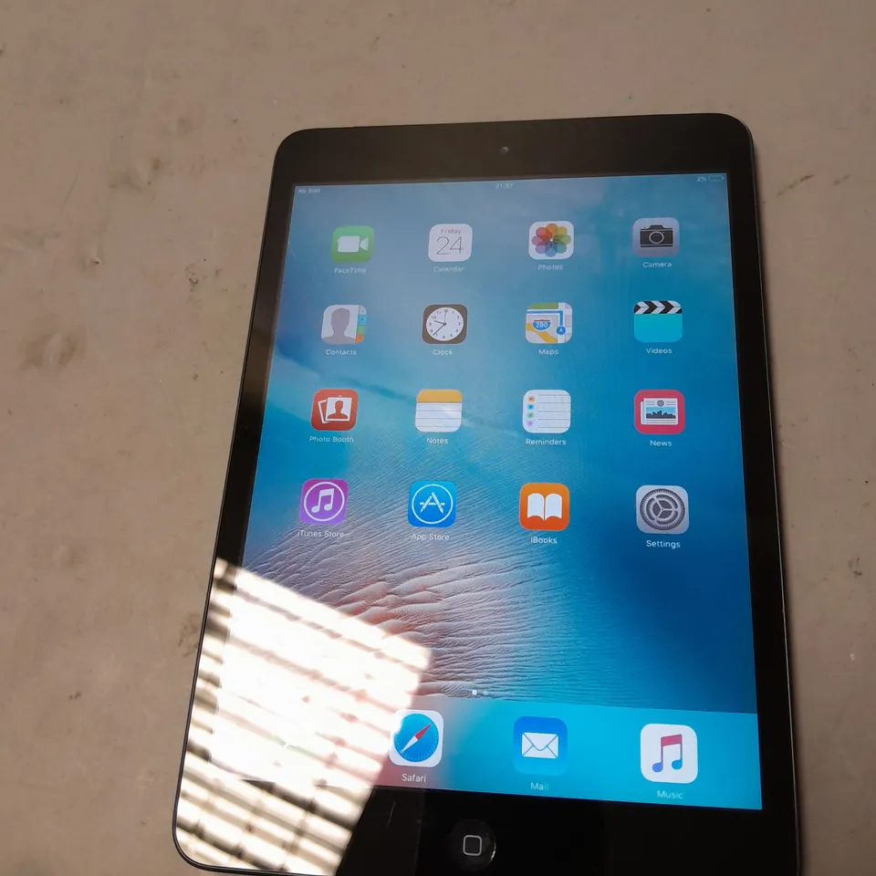 APPLE IPAD MINI MODEL MD540B/A 12.5GB