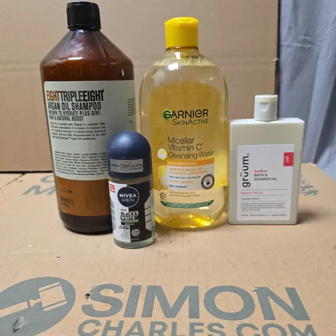 TOTE OF APPROXIMATELY 20 ASSORTED COSMETIC ITEMS TO INCLUDE EIGHTTRIPLEEIGHT ARGAN OIL SHAMPOO, GARNIER CLEANSING WATER, GRUUM BATH AND SHOWER OIL, NIVEA DEODORANT ETC