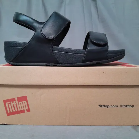 BOXED PAIR OF FITFLOP LULU ADJUSTABLE LEATHER BACK-STRAP SANDALS IN BLACK UK SIZE 7