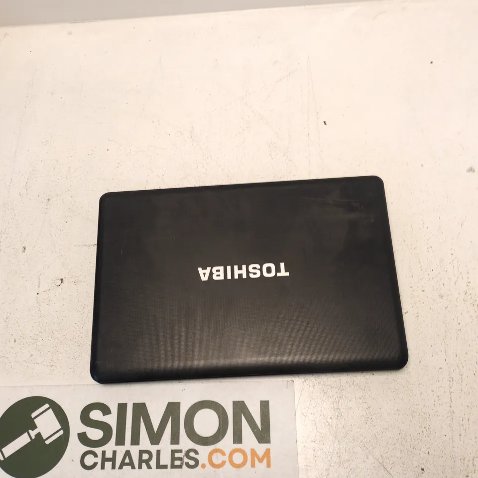 TOSHIBA SATELLITE PRO C660 LAPTOP – BLACK – UK KEYBOARD (FAULTY: CHIPPED SCREEN; BATTERY HEALTH <80%)