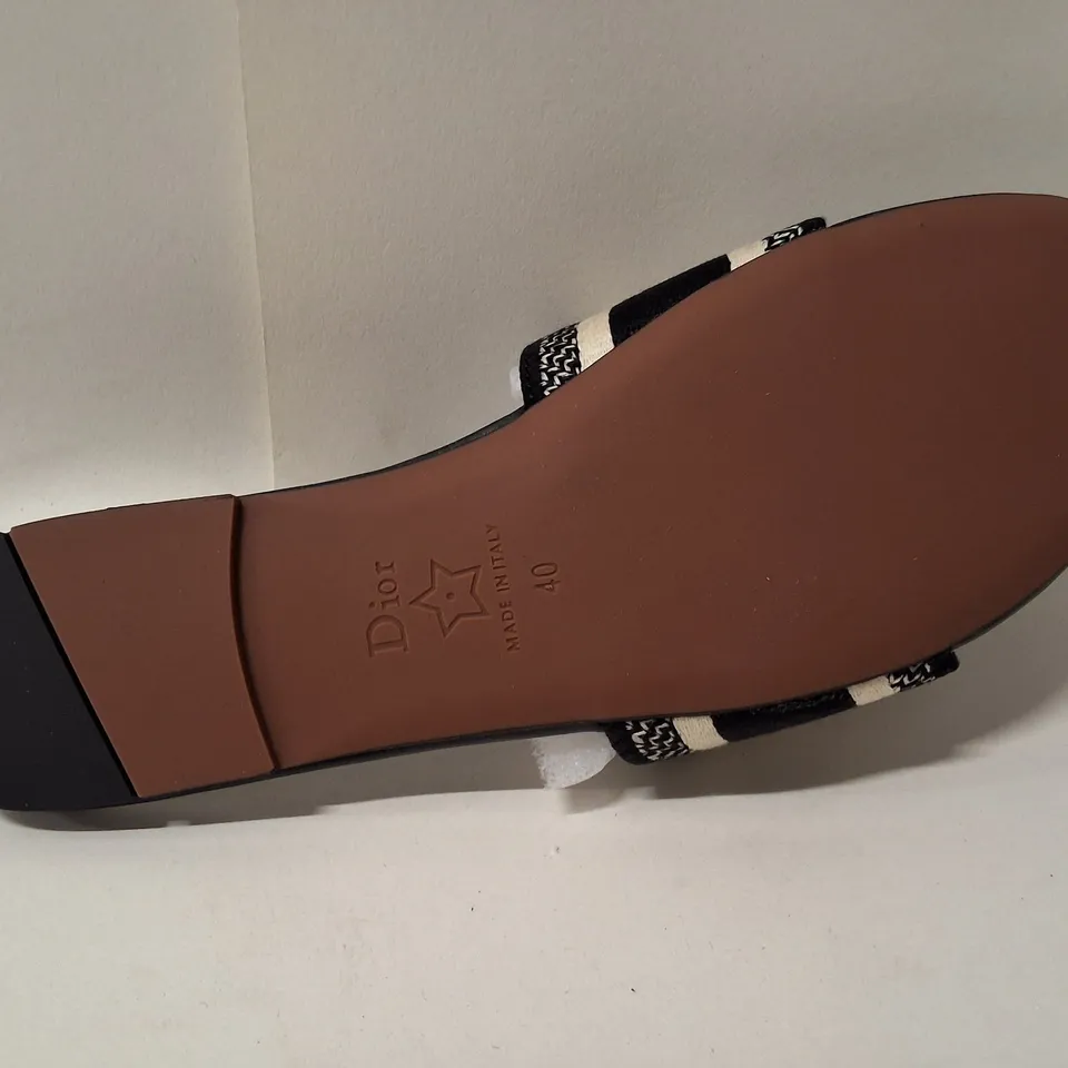 Dior Christian Dior Paris Slide Sandals – Black, UK 6 (EU 40)
