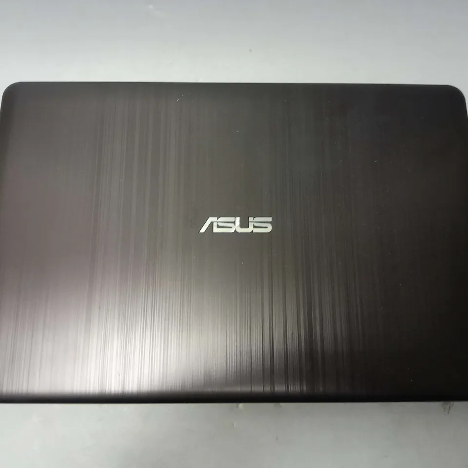 ASUS VIVOBOOK (X540N)