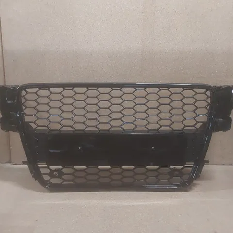 BOXED AUDI RS FRONT GRILL