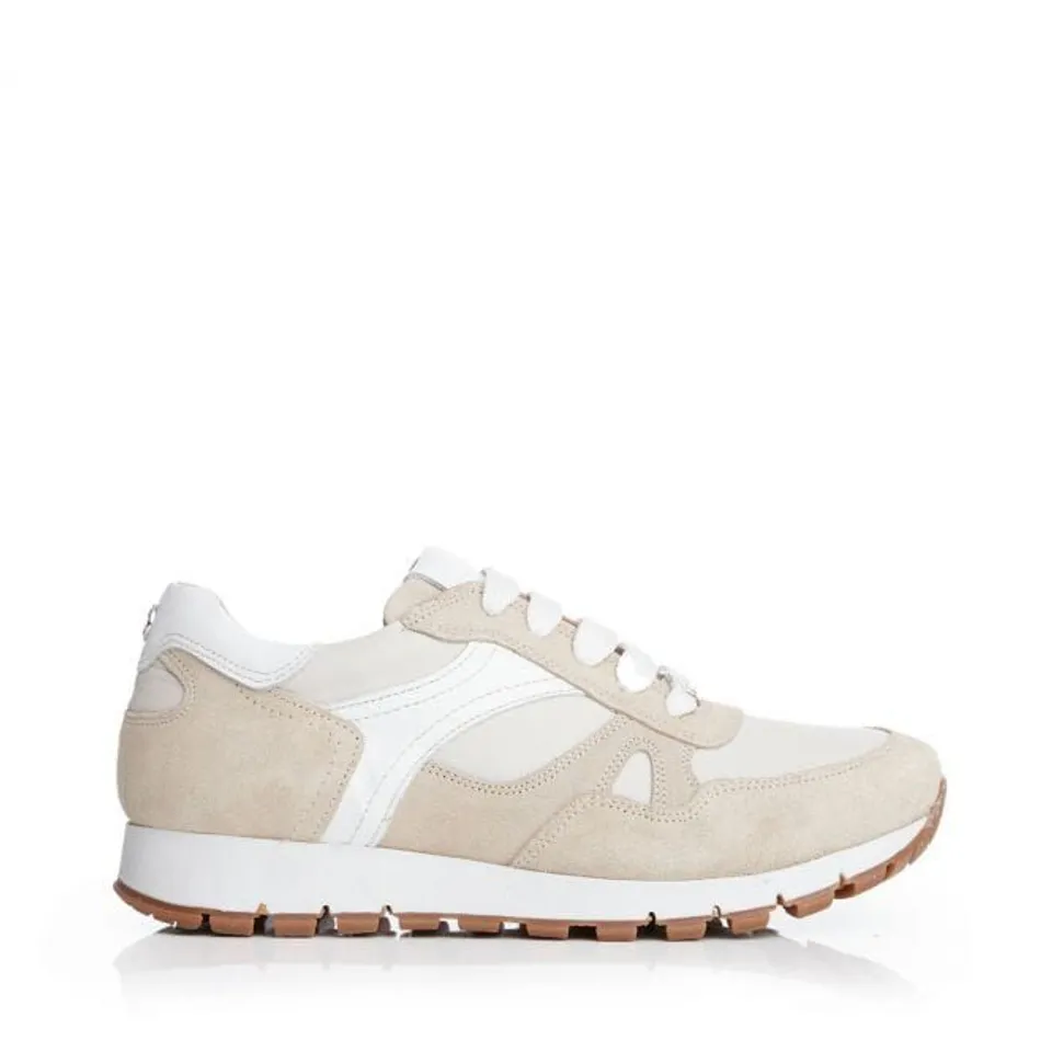 PAIR OF MODA IN PELLE BRAVE TRAINERS IN OFF WHITE SIZE 7