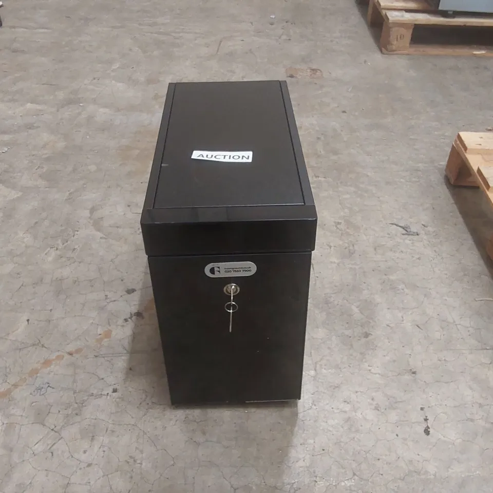 VITRIFRIGO COMMERCIAL MILK CHILLER FOR COFFEE MACHINE