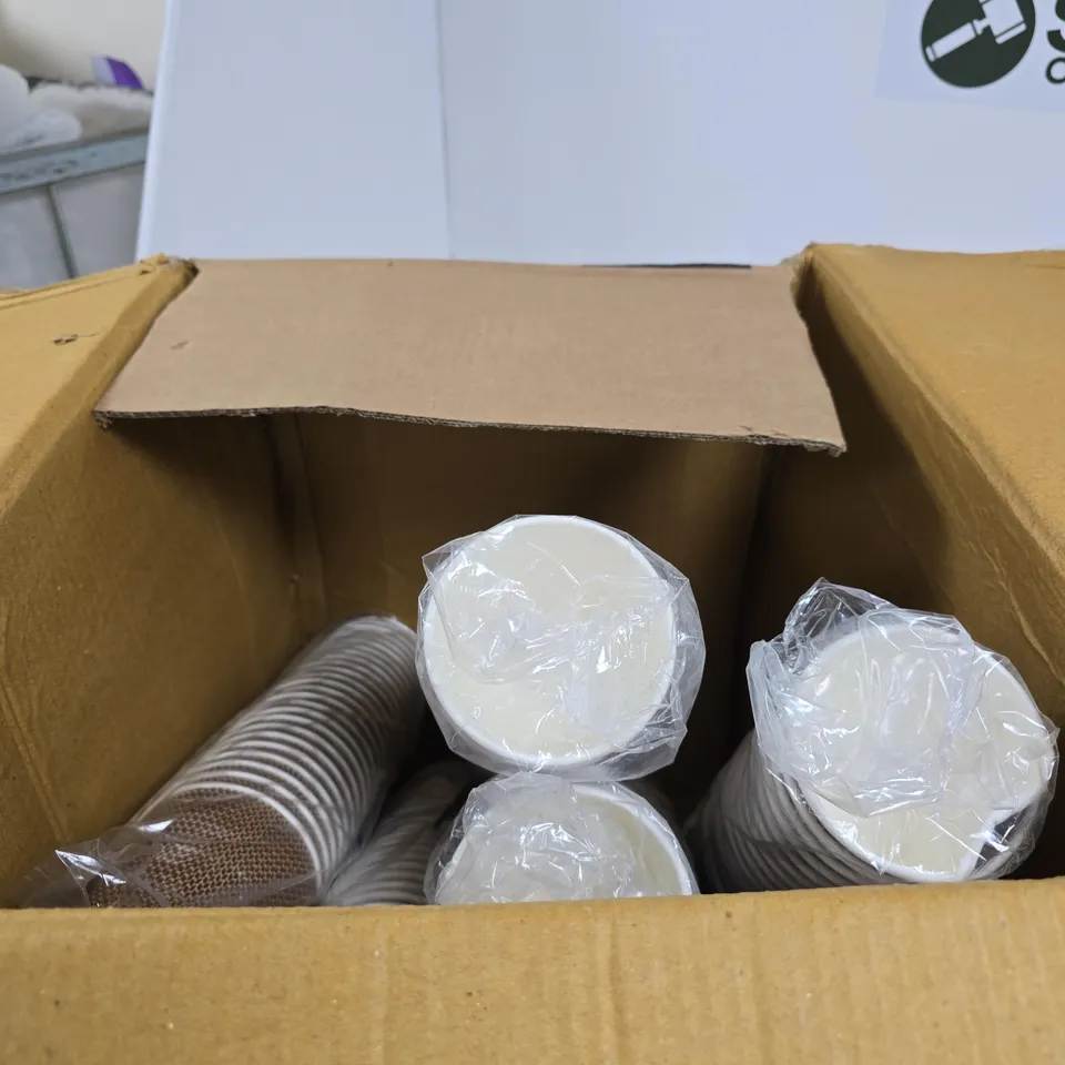 BOX OF APPROXIMATELY 200 X 12 OZ RIPPLE CUPS