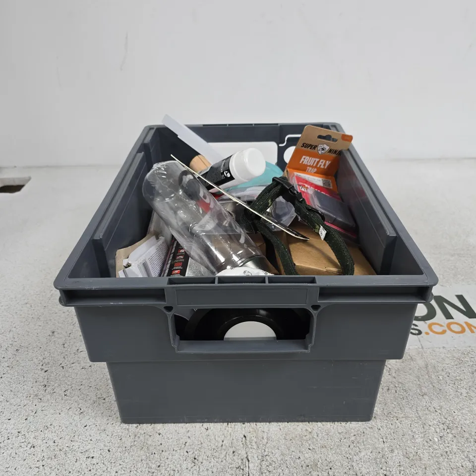 TOTE OF APPROXIMATELY 18 ASSORTED HOUSEHOLD ITEMS TO INCLUDE RHEAL BOTTLE, DOG COLLAR, T-CUT COLOR FAST, STIXALL ETC
