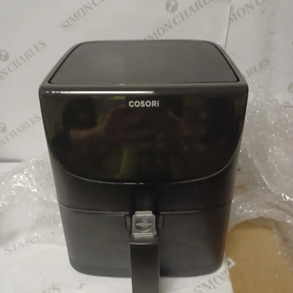 COSORI ELECTRIC HOT AIR FRYER 