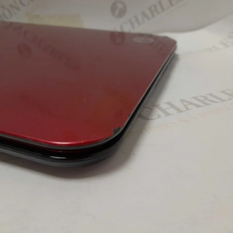 HP PAVILIONO LAPTOP-RED