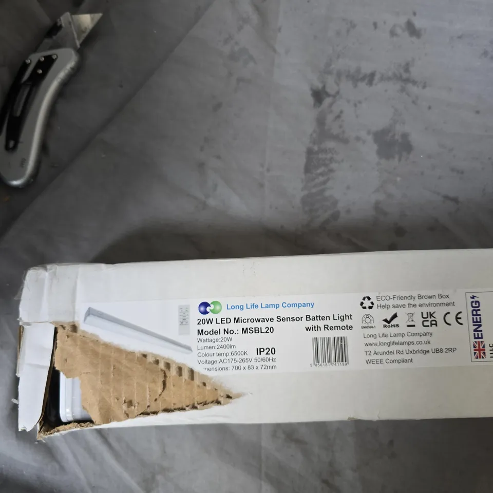 LONG LIFE LED MICROWAVE SENSOR BATTEN LIGHT WITH REMOTE – MODEL MSBL20 (20W)