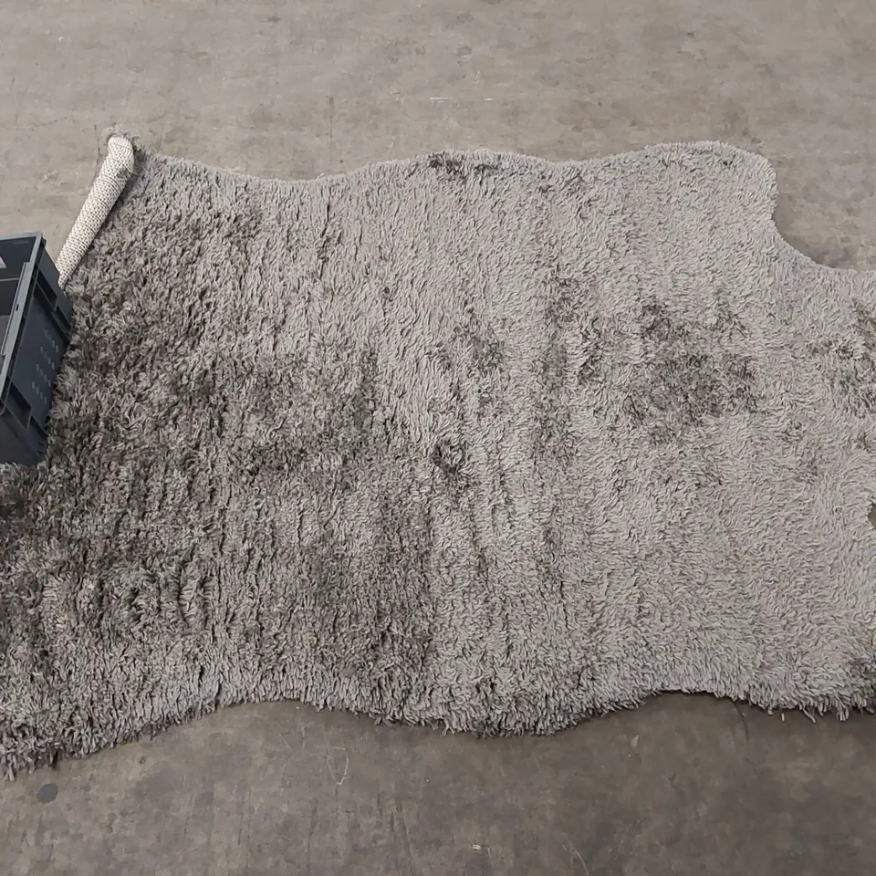 BRAND NEW BAGGED PACO HOME ZOTTY RUG - 190 x 133cm