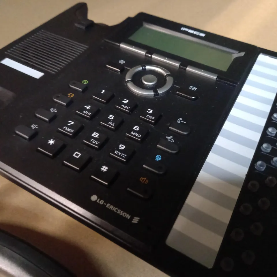 IPACS OFFICE/COMMERCIAL TELEPHONE