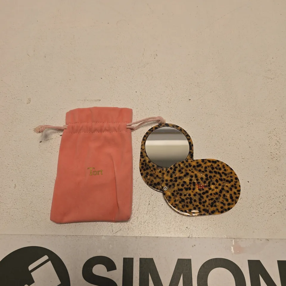 LEOPARD PRINT COMPACT MIRROR WITH PINK POUCH (TORT)