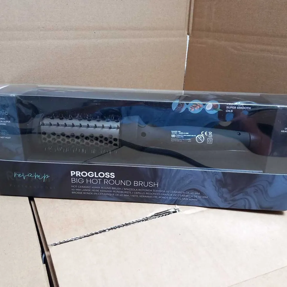 BOXED REVAMP PROFESSIONAL PROGLOSS BIG HOT ROUND BRUSH