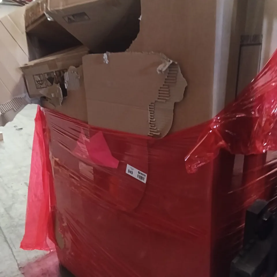 PALLET OF ASSORTED HOUSEHOLD GOODS AND PRODUCTS TO INCLUDE; OFFICE CHAIR, RETRACTABLE SAFETY GATE