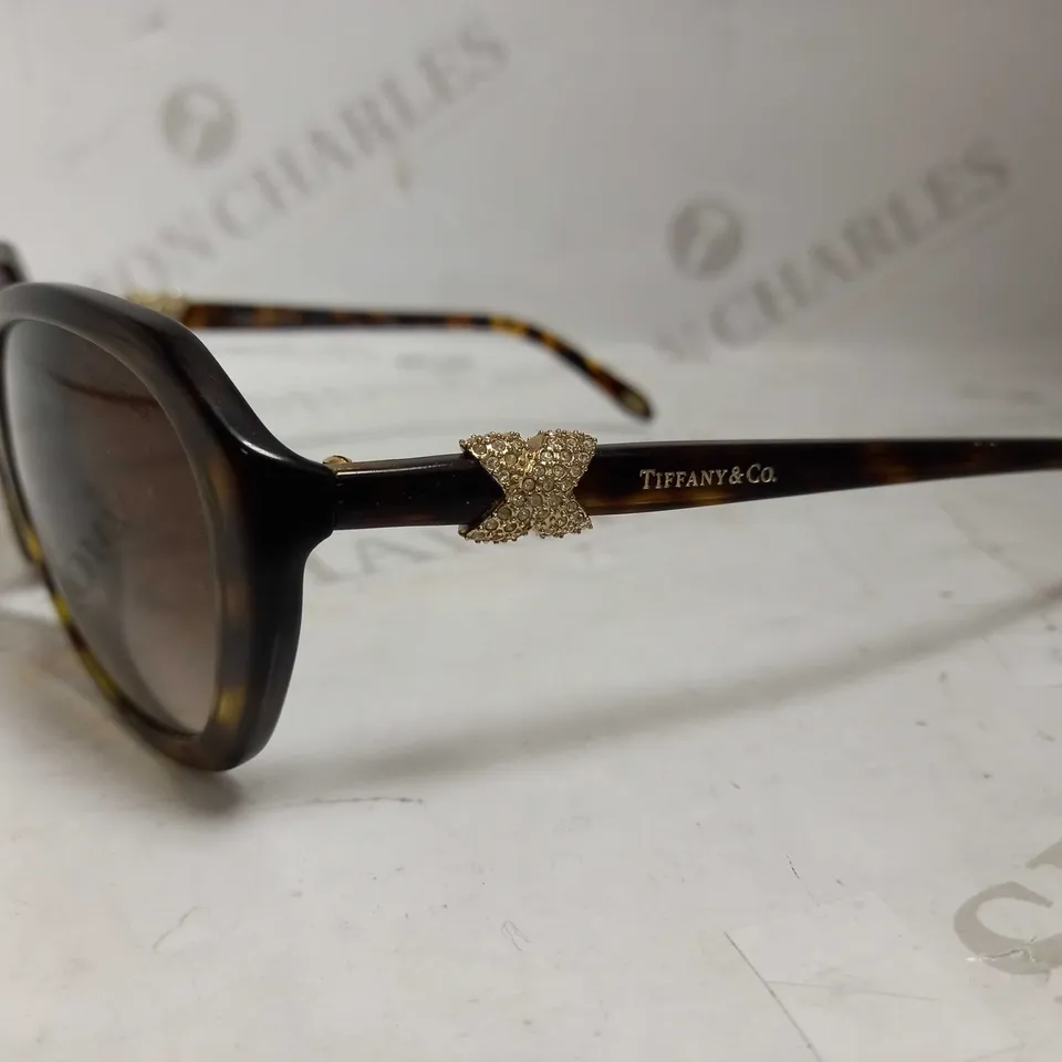 TIFFANY & CO STYLE SUNGLASSES