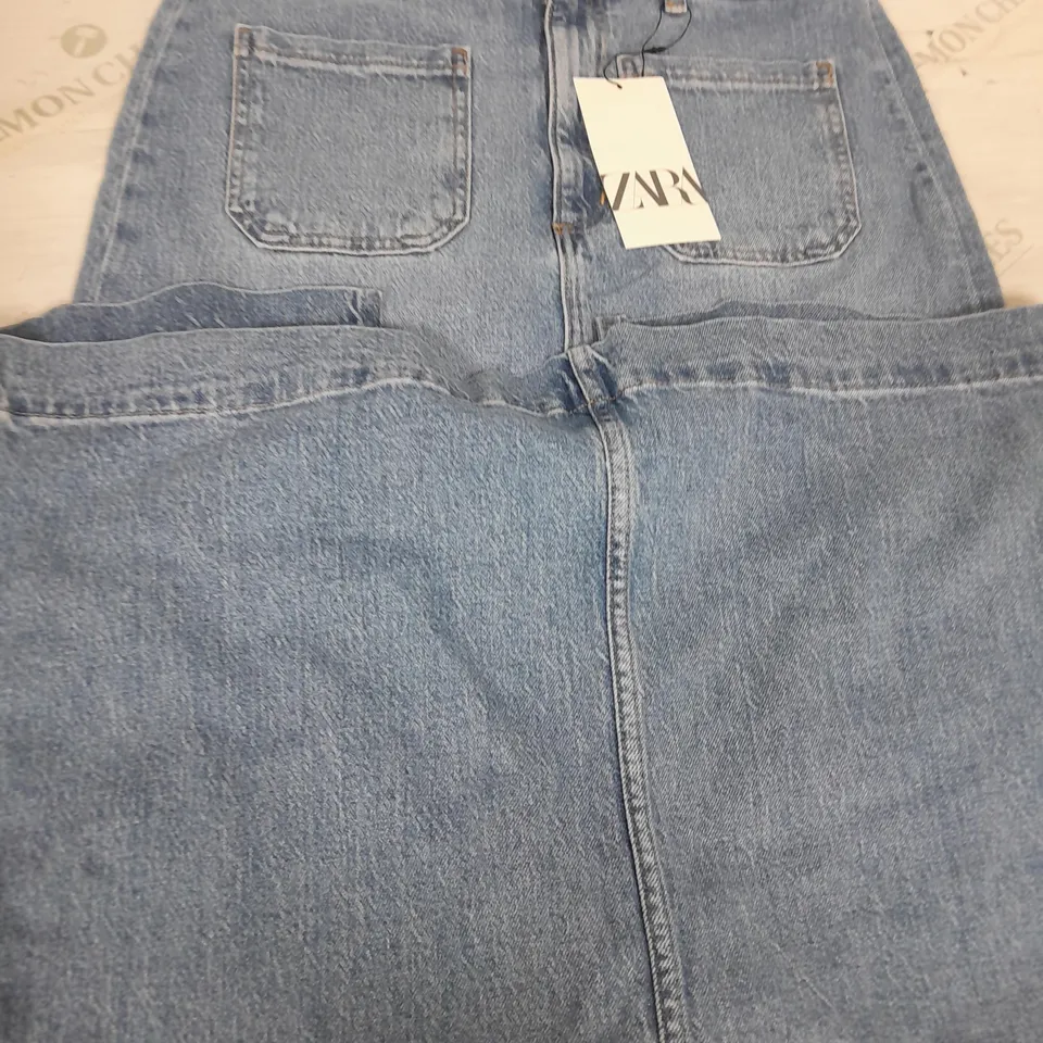 ZARA LONG SKIRT IN NAVY DENIM - EUR SIZE MEDIUM