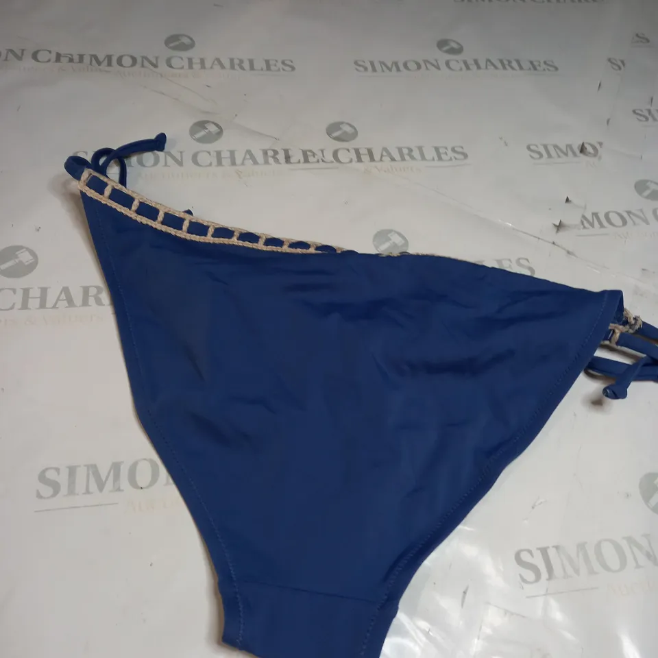 BODEN CROCHET TRIM BIKINI BOTTOMS SIZE 12