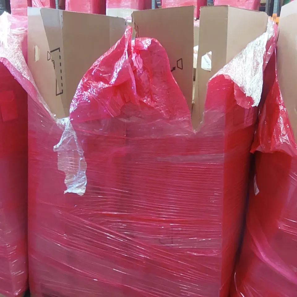 PALLET OF ASSORTED ITEMS INCLUDING: MATTRESS TOPPER, STORAGE BOX, BIN, WOK PAN, WATER PILLOW ECT