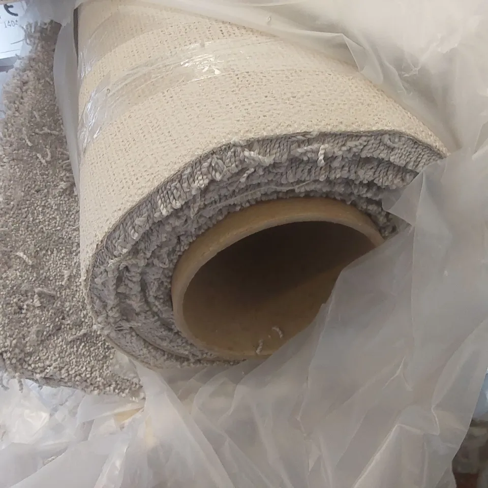 ROLL OF QUALITY FIRST IMPRESSIONS VISION CARPET - APPROXIMATELY 2 x 5m