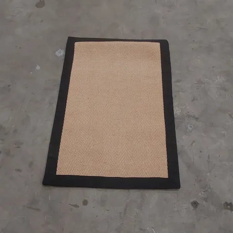 QUALITY DESIGNER AREA RUG - APPROXIMATELY 90 x 60cm