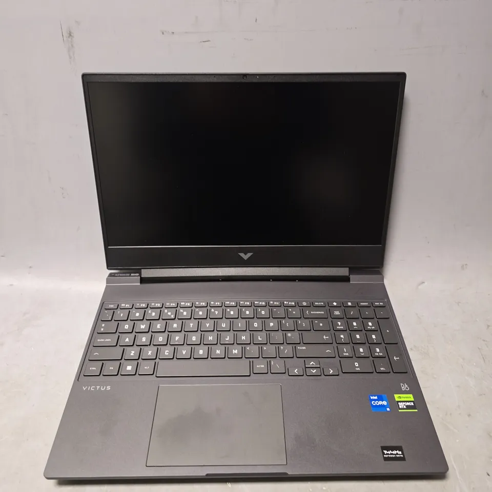 BOXED HP VICTUS 15-FA0021NA