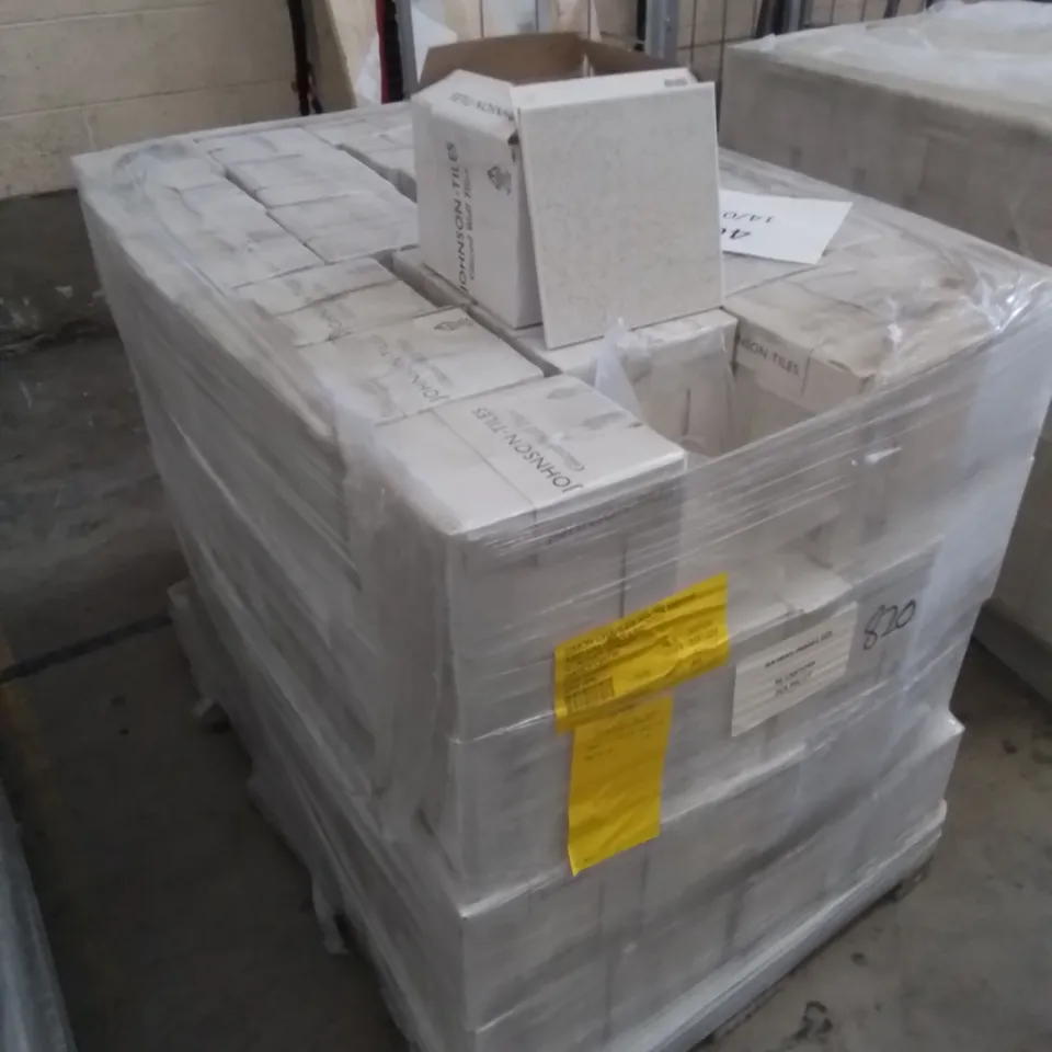 PALLET TO CONTAIN APPROX 96 X PACKS OF BRAND NEW JOHNSON GLAZED WALL TILES IN MICRO RICE/VICTORIAN GREEN - 25 TILES PER PACK // TILE SIZE: 197 X 197 X 6.5mm