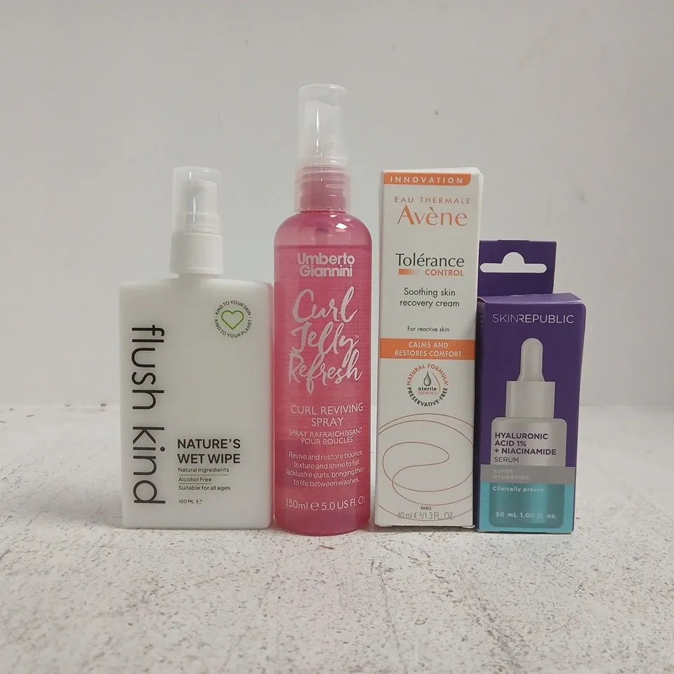 APPROXIMATELY 15 ASSORTED COSMETIC ITEMS INCLUDING VARIOUS MAKES AND BRANDS - COLLECTION ONLY