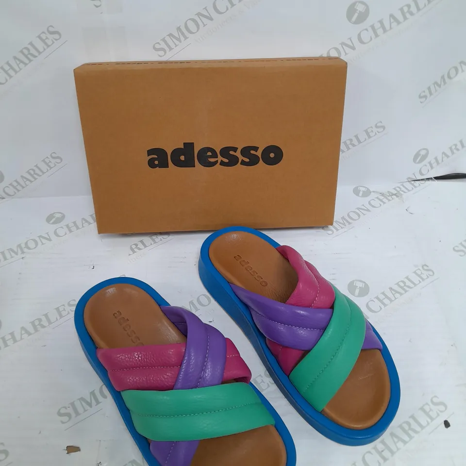 BOXED PAIR OF ADESSO LEATHER MULTICOLOURED SANDALS SIZE 7