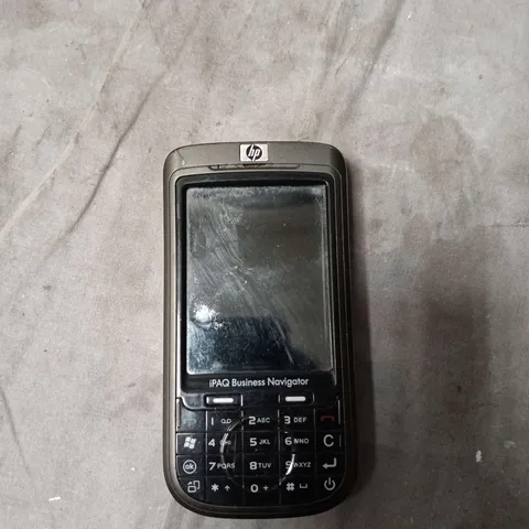 HP IPAQ BUSINESS NAVIGATOR PDA/PHONE – 3.0MP REAR CAMERA