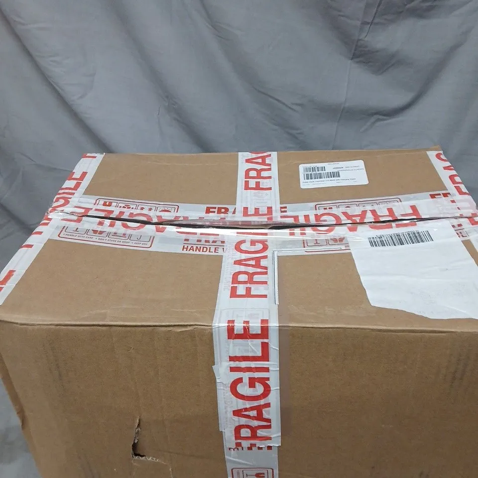 SHARK CRYOGLOW LED MASK WITH CHARGING STAND